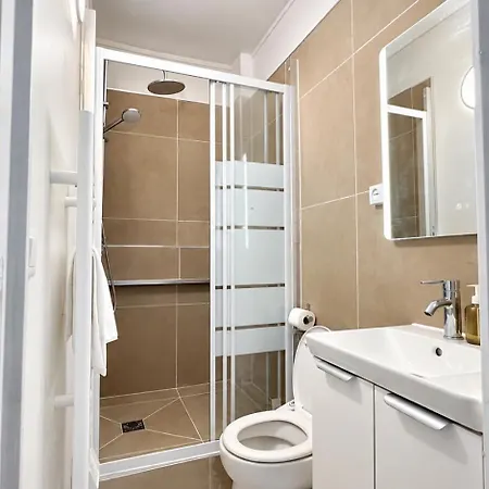 Le Marais 1 Bedroom With Balcony And Netflix Apartment *